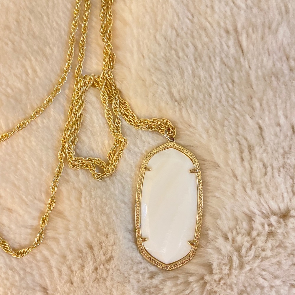 Kendra Scott Pendant Necklace